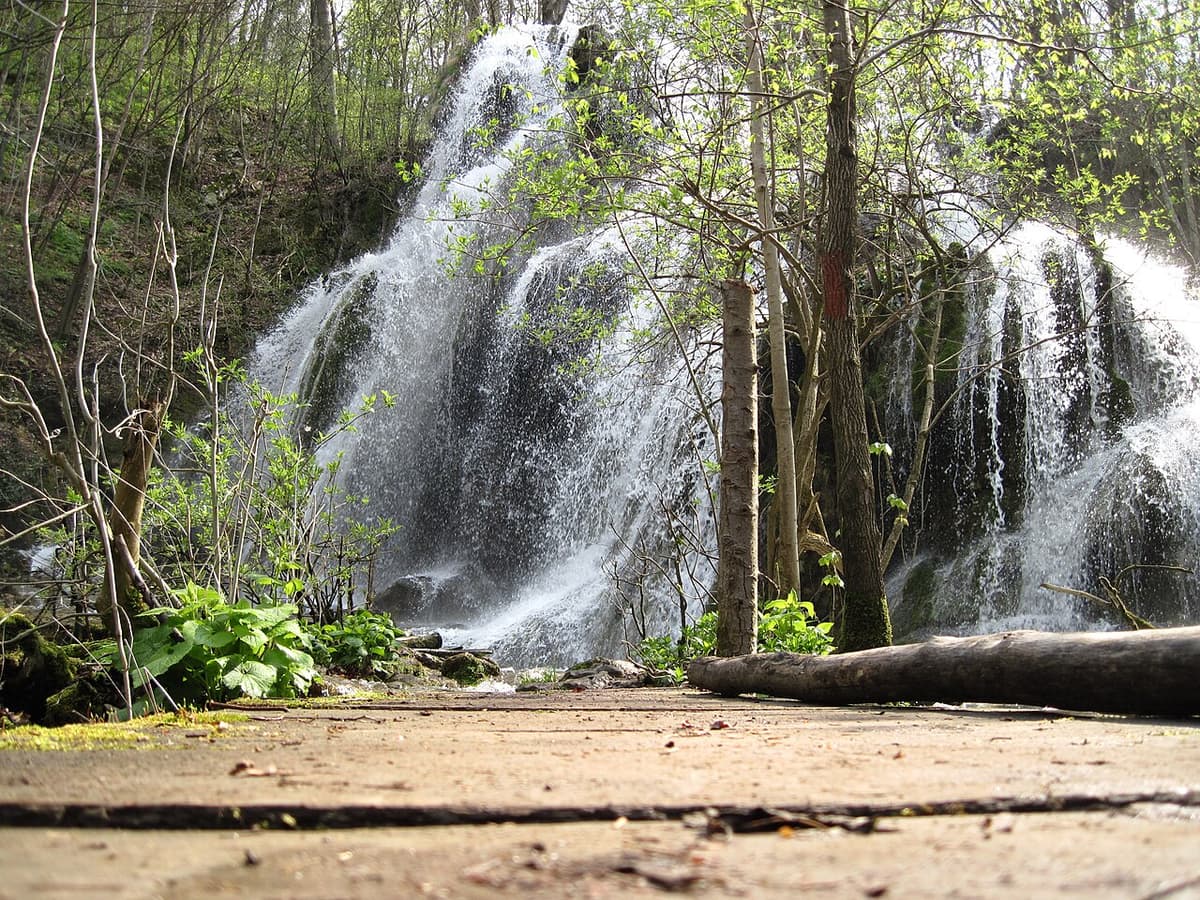 Cascada Beușnița
