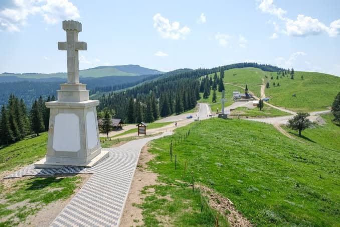 Crucea Talienilor – Pasul Stânișoara