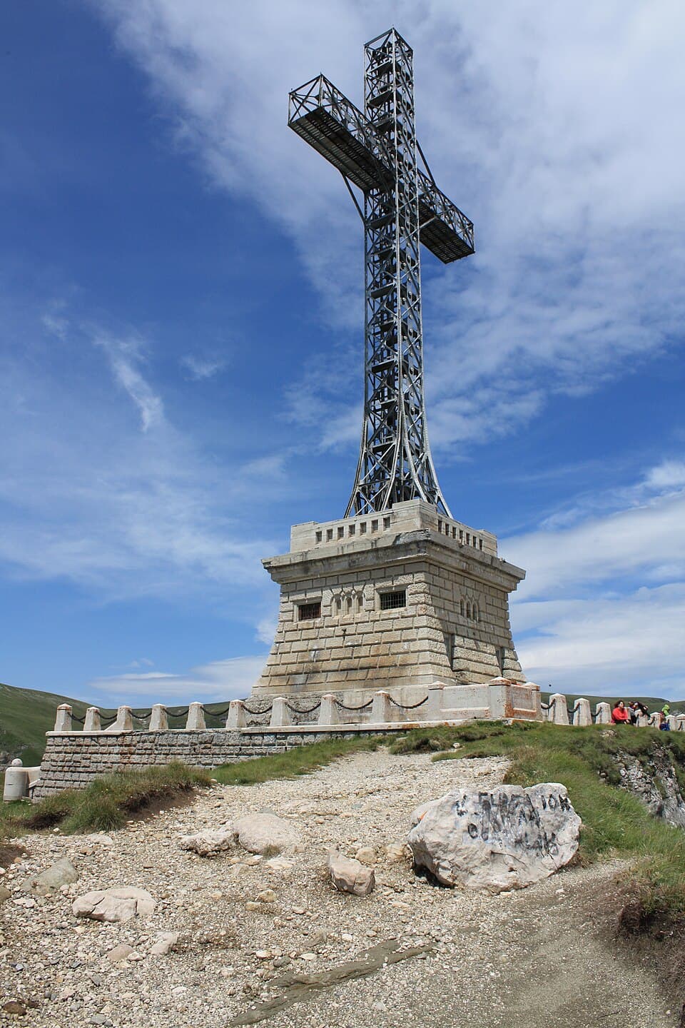 Crucea Eroilor de pe Muntele Caraiman